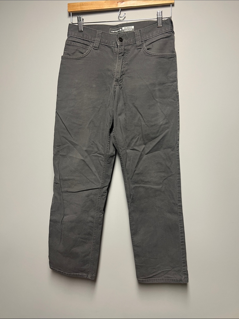 Carhartt Straight Leg Pants in Charcoal